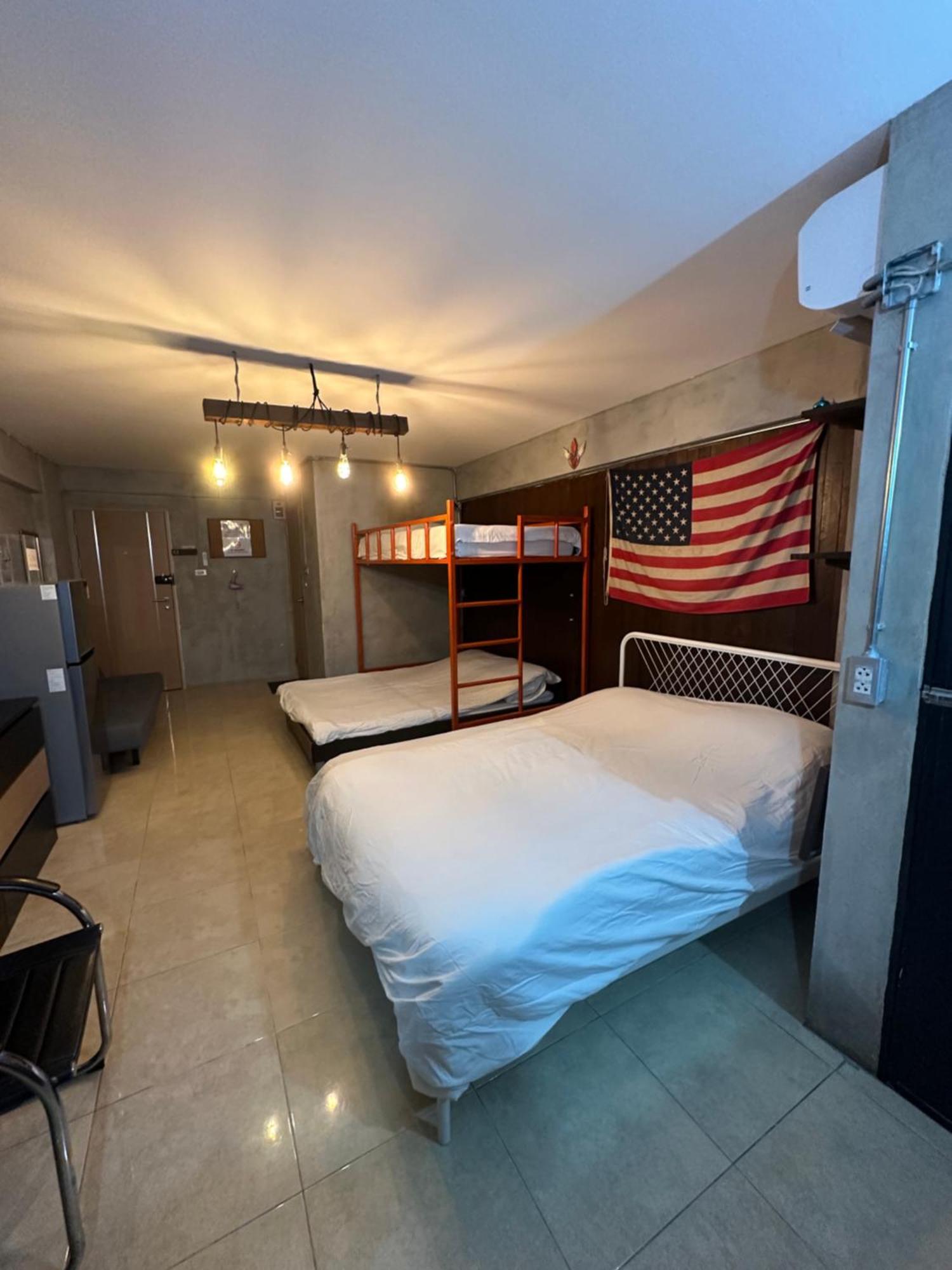Renovated Loft Style Condo Бангкок Экстерьер фото